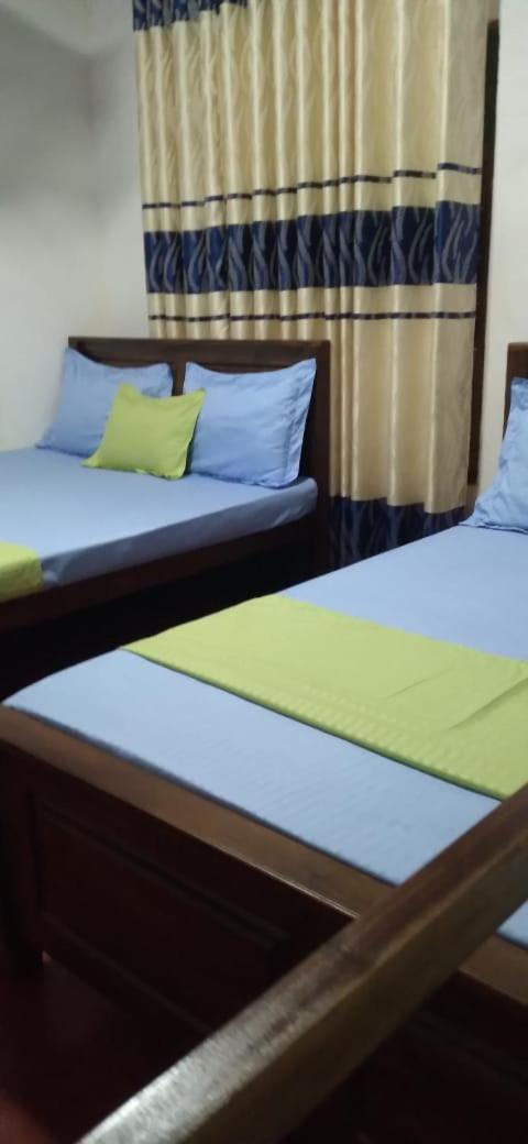 Impress Holiday Home Анурадхапура Екстер'єр фото